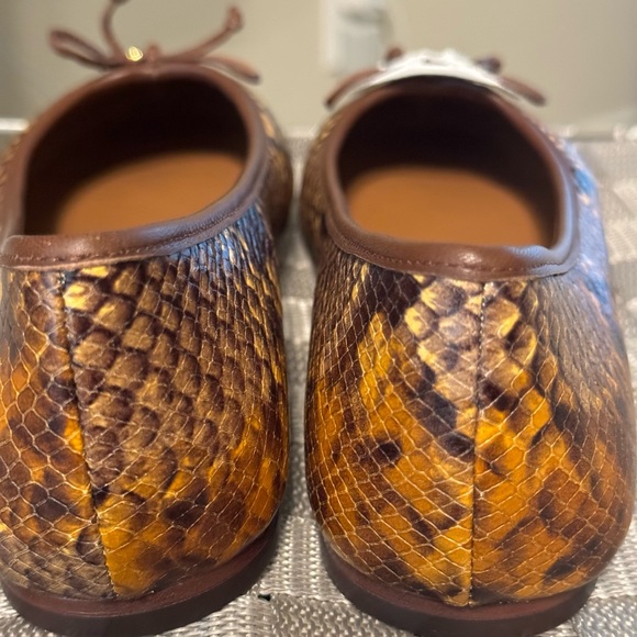 NIB Tory Burch Charm Ballet Stamped Snake Print Flats- Dark Caramel - Picture 5 of 5